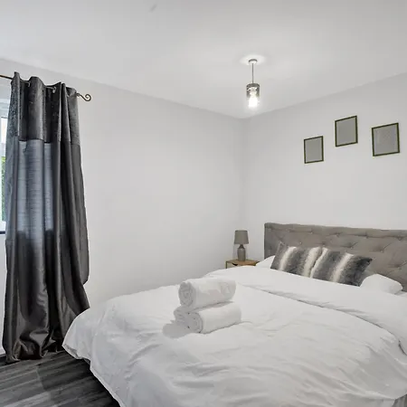 Comfortable 1br Near Nec & World * Birmingham